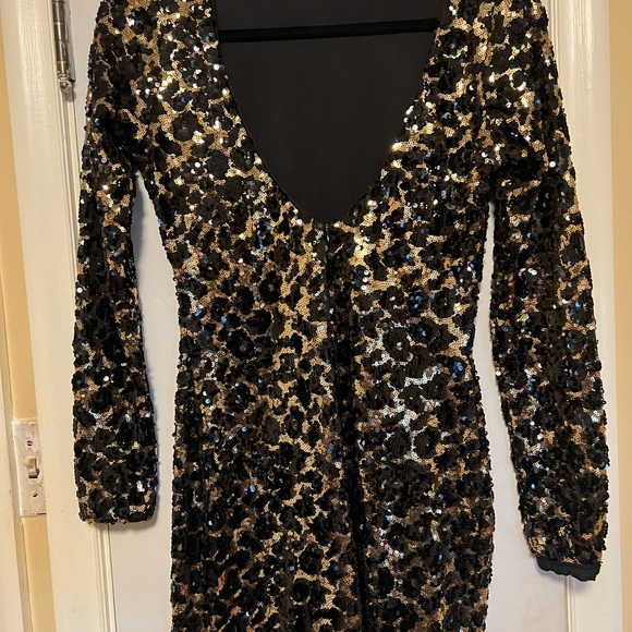 Dress the Population silver and black v back dress - Picture 8 of 8